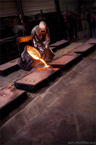 Lava worker