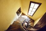 L'escalier jaune